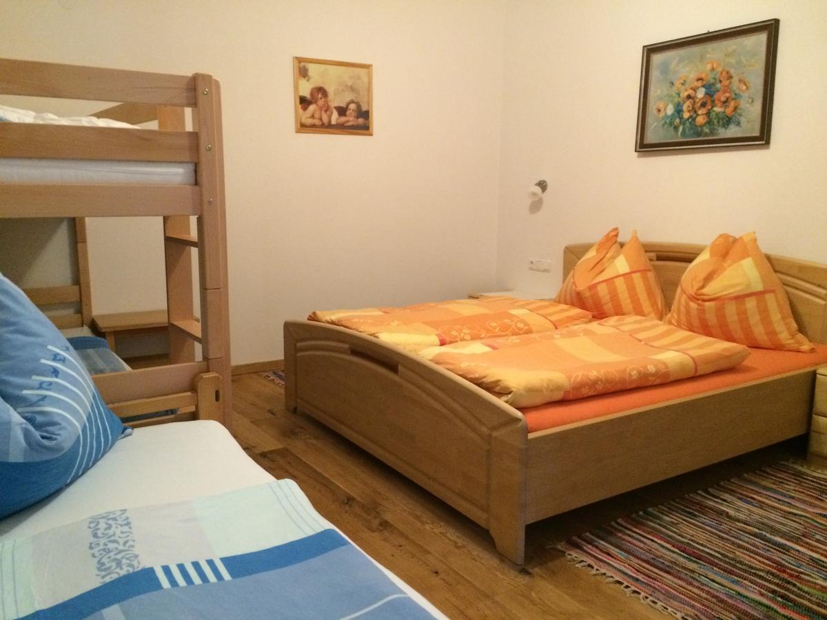 Bed and Breakfast Trixlhof Санкт-Ульрих-ам-Пиллерзее Экстерьер фото